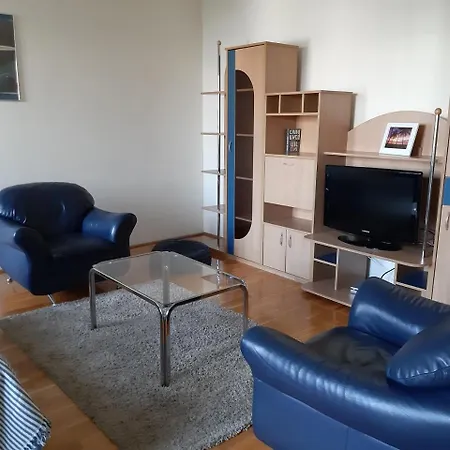 City Center Park Apartman *